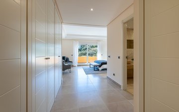 Property slide 20