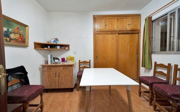 Property slide 21