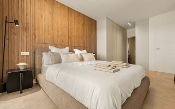 Property slide 20