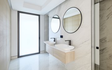 Property slide 18