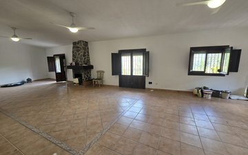 Property slide 21