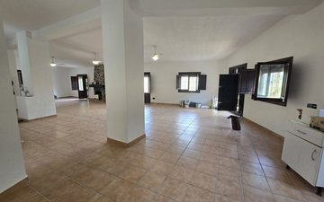 Property slide 22