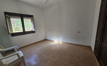 Property slide 28
