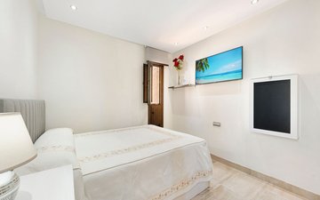 Property slide 16