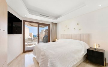 Property slide 19