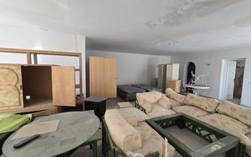 Property slide 14
