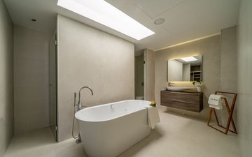 Property slide 18