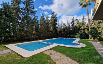 Property slide 15