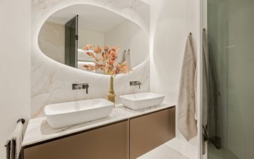 Property slide 18