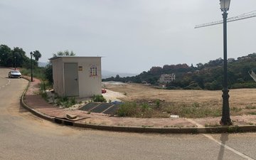 Property slide 22