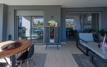 Property slide 18
