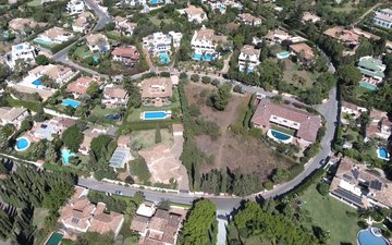 Property slide 14