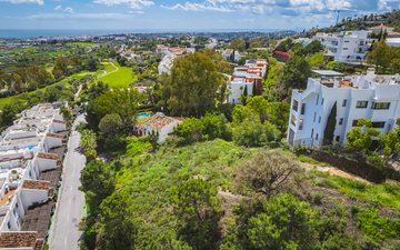 Property slide 18