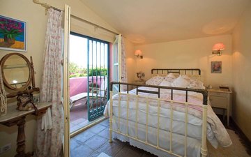 Property slide 18