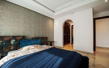 Property slide 21