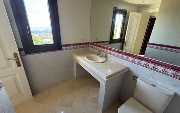 Property slide 18