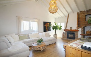 Property slide 21