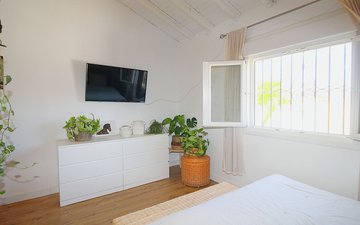 Property slide 29