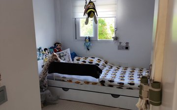 Property slide 8