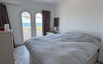 Property slide 10