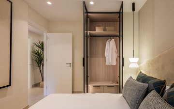 Property slide 20