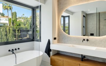 Property slide 10