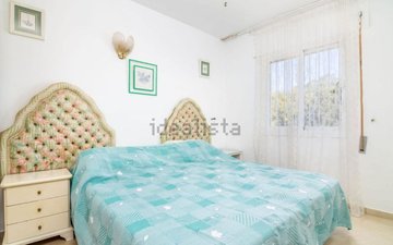 Property slide 10