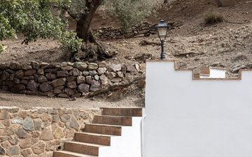 Property slide 42