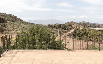 Property slide 50