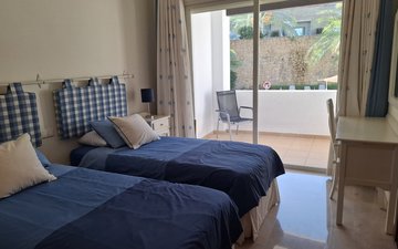 Слайд недвижимости 10