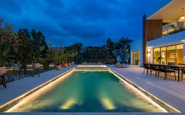 Property slide 47