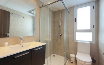 Property slide 17