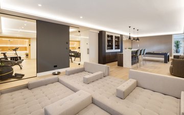 Property slide 10