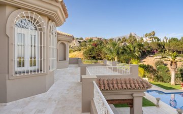 Property slide 49