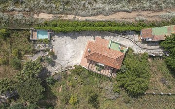 Property slide 25