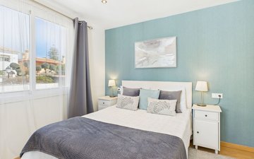 Property slide 24