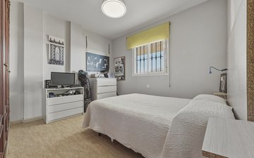 Property slide 25