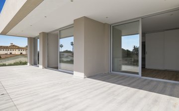 Property slide 25