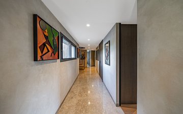 Property slide 32