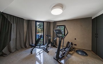 Property slide 50
