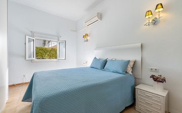 Eigenschaftsfolie 12