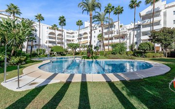 Eigenschaftsfolie 18