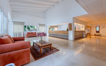 Eigenschaftsfolie 24