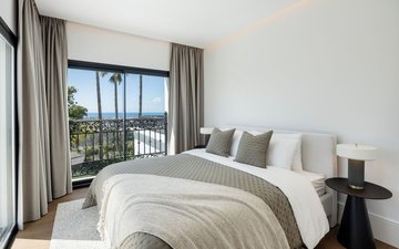Property slide 30