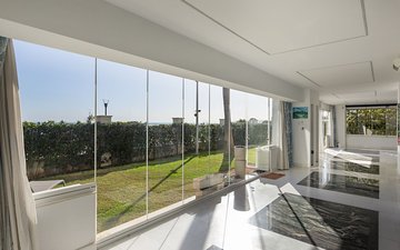 Property slide 18