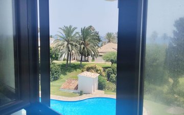 Property slide 20