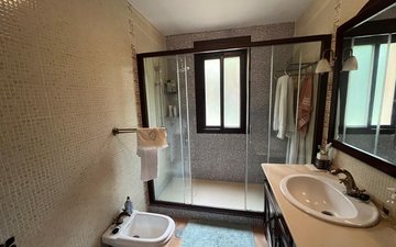 Property slide 17