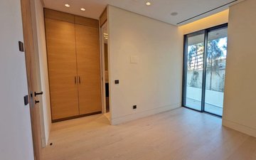 Property slide 22