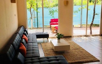 Property slide 25