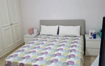 Property slide 10